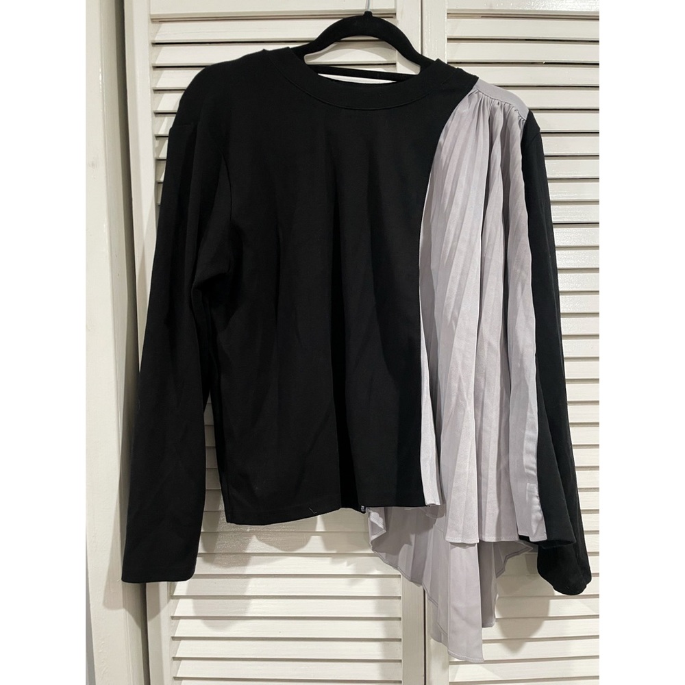 Babara V Long Sleeve (Black and Light Blue) Blouse